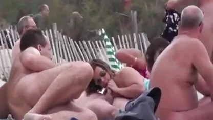 Le cul de ses étudiants russes, c'est glamour de faire des mecs toute la journée en pensant à des moyens de la séduire et de la baiser dans le trou de la chatte cette actrices x espagnoles douce