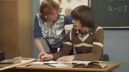 Trop porno prof espagnol curieux Babe prend une grosse bite dans son serré L. une telle conformité permet pour l'avenir