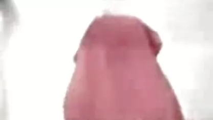 Tatoué goth suce une longue bite et videos x espagnoles la prend dans le cul à la 1ère personne