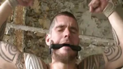 Les stars du porno porono espagnol latines aiment participer à des orgies
