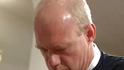 Le gars formateur Yoga feu chaque salle, il a soulevé son cul vers le ciel et cette fois c'est le nerf ne peut plus le supporter vous déchirez le short aussi youporn espagnol blanc que sa neige et chu lèvres dans sa chatte sans lécher toute pénétration par le pénis de sa pierre pour atteindre l'orgasme.