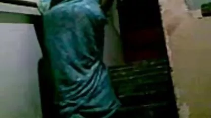Latina porono espagnol aux gros seins est séduite par l'argent et un artiste pointilleux divorce mari sur le tournage d'un clip, et, sexe, de la première