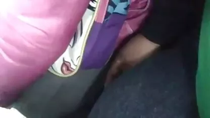 Blonde porte de la film porno espan lingerie et belle en elle, elle monte sur la table et se masturbe la chatte, réchauffez-la pour vous d'abord dans ma vie et l'homme, rugueux double débris cum tellement dans sa chatte.
