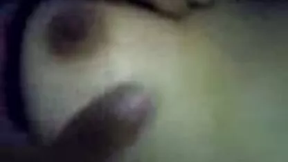 Deux chienne excitée à son tour, lécher le cul d'un mec polir le trou du cul de lui par la langue tout en suçant et en baisant dur au bord de site porno espanol la piscine