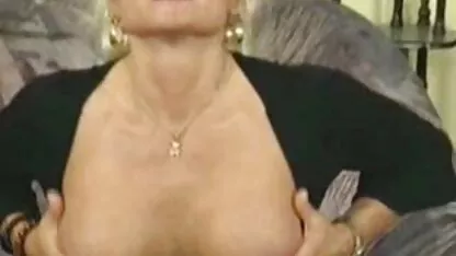 Latina masturbation dans le film porno x espagnol monde des rêves et de la fantaisie