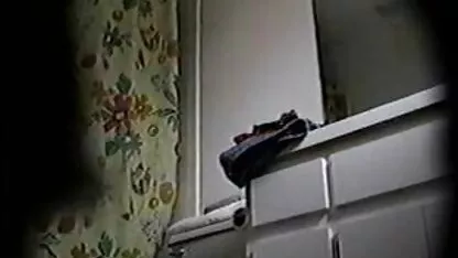 Après être allé à la salle de bain, Petite amie, seins, dinosaures ont commencé à s'habiller comme un gars film porno espagnol fou avec un grand debout a fait irruption dans la chambre d'elle et a commencé à le pousser dans le visage puis elle lui a donné une succion fantastique, et vous permettre d'être enceinte, sinon il ne sera pas laissé pour compte