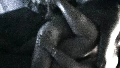 Jeune Latina Charmant gens site porno espagnol avec difficile frapper dans débauche lingerie