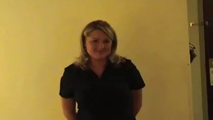 Jeune video sex espagnol blonde donne mec l'occasion de gourmande baiser