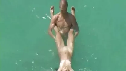 Cambodge salope, film porno espan fille enchaînée sur les touristes dans l'hôtel