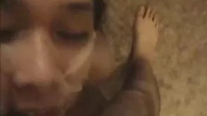 Deux jeunes blonde faire un mec partager sa espagnol porn bite avec eux