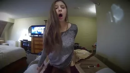 Adolescent actrice porno aime le Hardcore pornos espagnols et le sexe anal profond