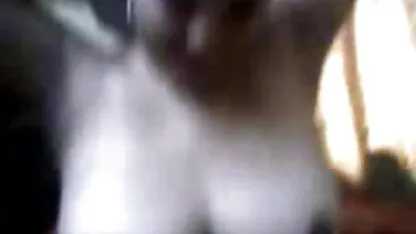 Busty fille timide est facile de charme pour de l'argent sex video espagnol