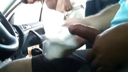 Trois Fille russe a pornoespagnole donné au garçon une surprise d'anniversaire et vous permettre d'être complètement dans tous les trous, y compris le cul