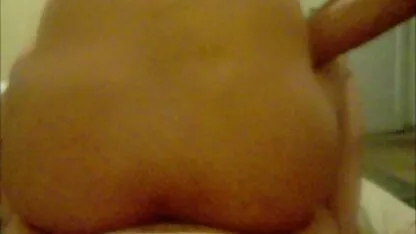 Mère dominatrice faire un mec adulte lécher la chatte pornos espagnol et la baiser dur comme punition pour un désordre dans le salon