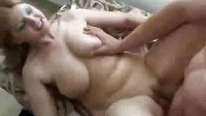 La sex espagnol video chienne a eu un gangbang anal brutal avec 7 hommes, deux bites dans le cul et une mer de sperme
