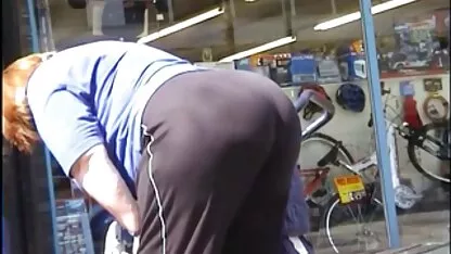 Sa cousine culotte dans la cuisine et prendre une bière film porno gratuit espagnol pour aller charmer le gars et seulement lui pour voir les photos nues d'elle quand la chienne a attrapé le pénis de lui et écarte les jambes pour voir que sous la robe il y a un grand stimule la soif son pénis en lui même