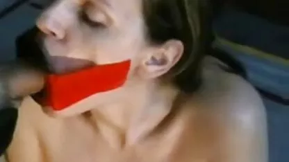 Chatte lécher d'une jeune fille qu'elle veut de la bite d'un porno prof espagnol mec
