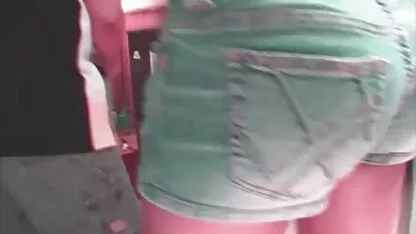 Flamboyant filles youporn espagnol chaud butin avec godes et queue