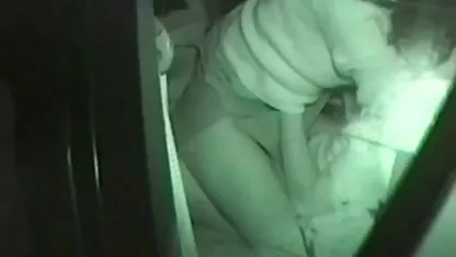 Douce chatte de la masturbation coule fortement espagnol porno de la masturbation avec des jouets en caoutchouc
