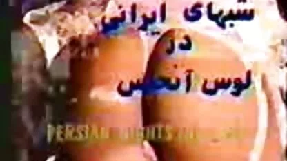 Sexy ménagère relax sex espagnole avec doux pipe dans la chambre à coucher